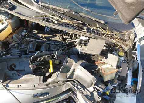 2015 Ford Fiesta Titanium из США, поврежденный, VIN 3FADP4FJ1FM208775